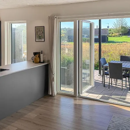 Holiday home 3 Bedroom Cozy In Ejstrupholm
